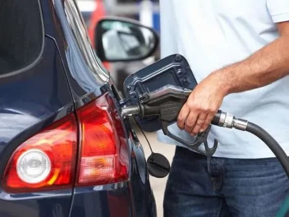 Після скандалу на АЗС у Львові, якість пального перевірять на Закарпатті