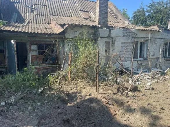 Рашисти сьогодні випустили по Нікополю 10 снарядів: є руйнування