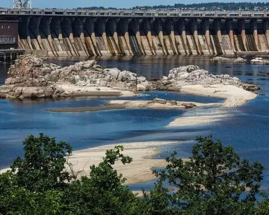 Катастрофічне обміління Каховського водосховища: розробляється план усунення наслідків