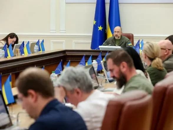 Шмигаль розкритикував місцеву владу за повільну обробку заявок у програмі єВідновлення