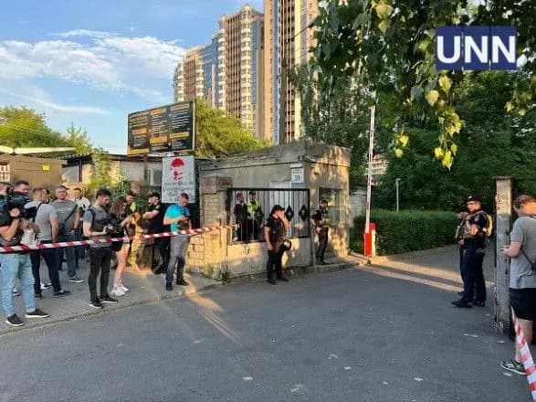 Прокуратура про вибух у Шевченківському суді: обвинувачений вчинив спробу втечі, а потім зачинився в  конвойному приміщенні