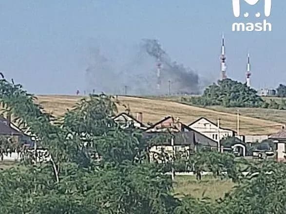 У рф заявили, що дев'ять дронів спробували атакувати велике нафтосховище та енергопідстанцію