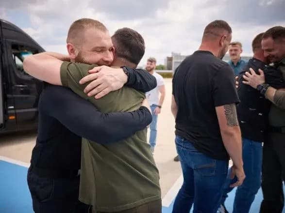 Буданов про повернення командирів Азовсталі: "усе за міжнародним правом"