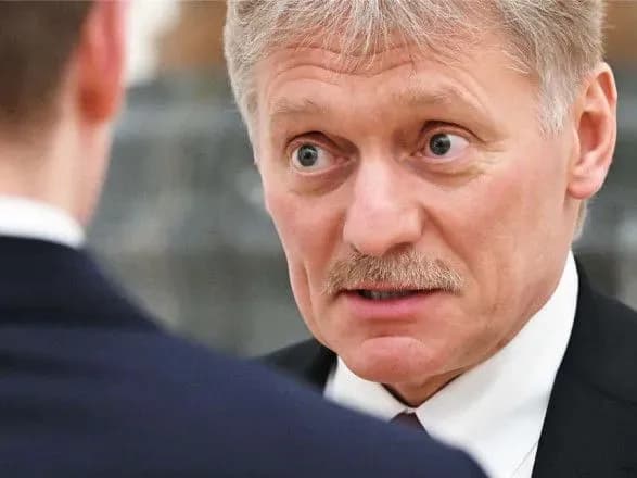 «Забули» повідомити: Пєсков заявив, що Росію не сповістили про повернення з Туреччини захисників Маріуполя