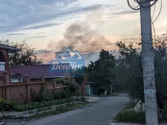 В окупованій Ясинуватій "бавовна": журналіст припускає знищення військового об'єкта ворога