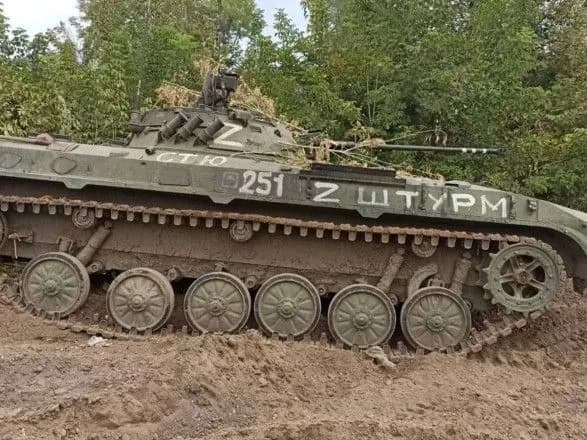 Велика Британія розбирає та вивчає захоплену в Україні російську техніку