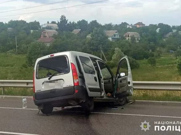 На Хмельниччині у моторошній ДТП загинули батько і 16-річна донька