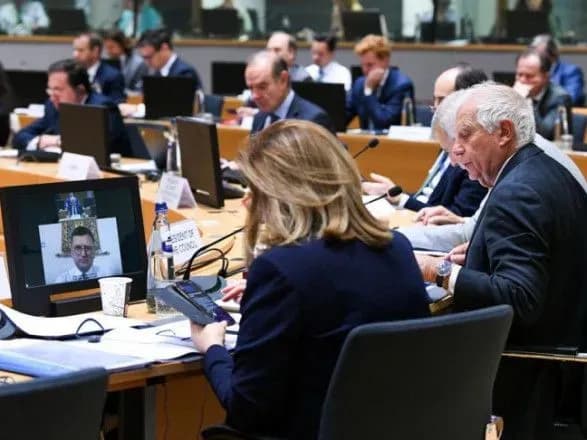 Кулеба закликав ЄС розширити шляхи для експорту українського зерна