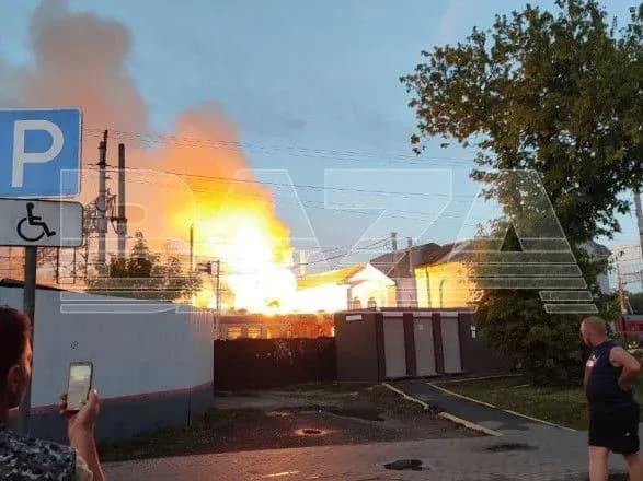 Їхала з москви до твері: у рф спалахнула електричка