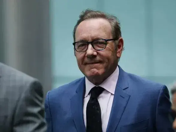 Лондонський суд виправдав Кевіна Спейсі за всіма 9 звинуваченнями в сексуальних злочинах