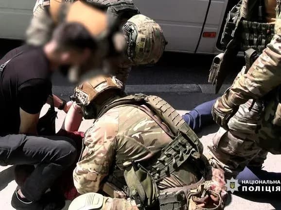 Напав з ножем на студентку з немовлям: на Вінниччині затримали грабіжника