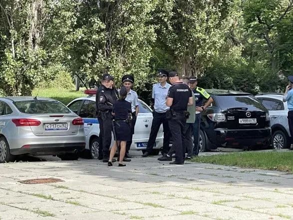 Затримання біля будівлі "суду" у Криму: росіяни арештували одного з активістів на 5 діб, ще чотирьом призначили штрафи