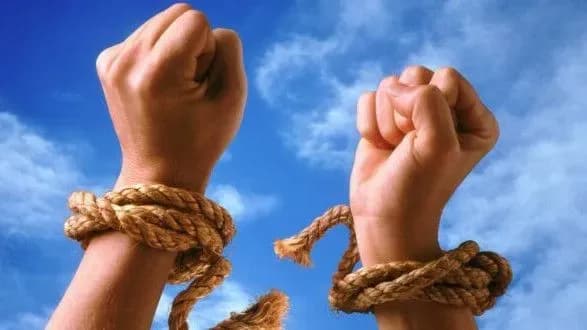 30 липня: Всесвітній день боротьби з торгівлею людьми, Міжнародний день дружби