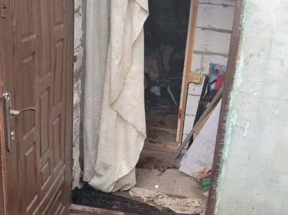 В Николаеве пятеро мужчин решили разобрать кассетный снаряд: произошел взрыв