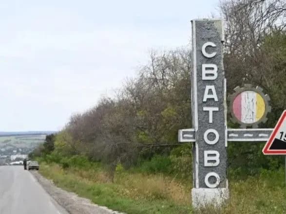 У Сватовому відчутний «нестерпний трупний запах»: окупанти не встигають вивозити тіла загиблих