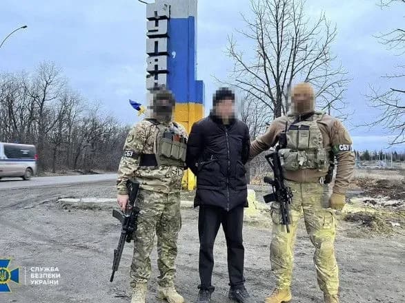 Хотів вивезти в рф 700 тонн зерна: колаборант з Харківщини отримав 13 років тюрми за співпрацю з окупантами