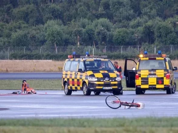 Авіакомпанія Lufthansa судитиметься з кліматичними активістами за збитки через протести