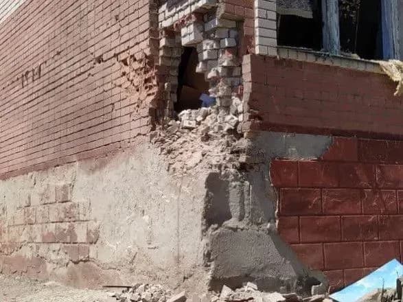 Херсонщина: російська армія атакувала гімназію у Білозерці