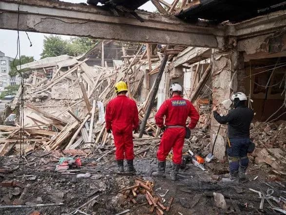 На локализацию последствий "прилета" в Харькове точно уйдет не меньше нескольких дней - мэр