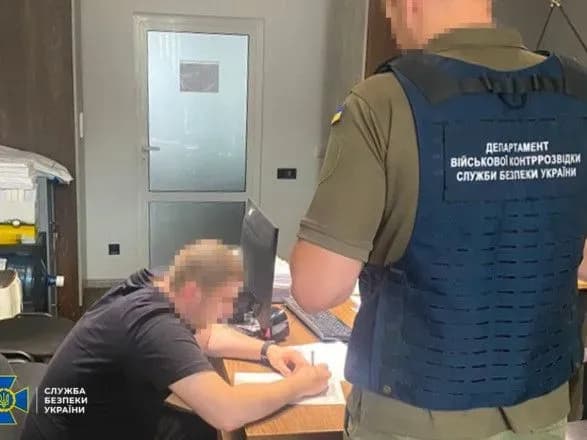 Нарахували собі майже один мільйон "бойових" премій: СБУ викрила керівників навчального центру Нацгвардії