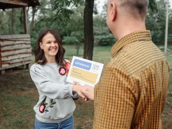 Бізнес-бум попри війну: як "МХП-Громаді" допомагає українцям відкривати власні справи