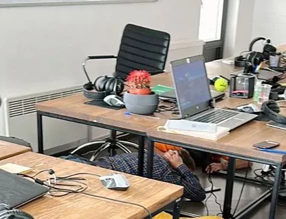 Виманили понад 1 млн гривень: поліція "накрила" ще один кол-центр в центрі Києва