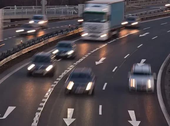 Штрафи за надто гучний транспорт: депутати - зареєстрували закон, автовласники - петицію на вето