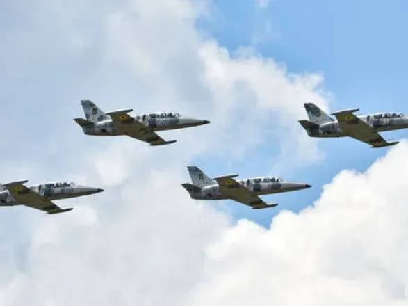 На росії розбився навчальний літак Л-39: загинув один член екіпажу