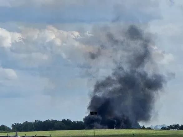 У США під час авіашоу впав радянський винищувач МіГ-23