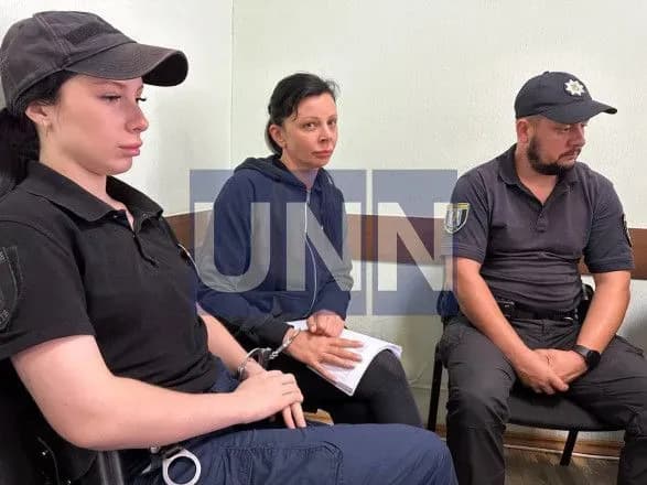 Суд відправив шахрайку Ксенофонтову за ґрати