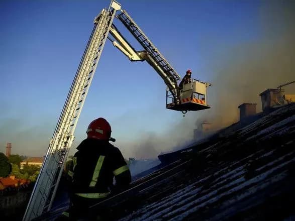 Ракетна атака рф на Львів: завали майже розібрано - ОВА