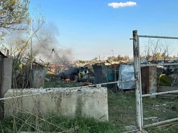 Ворог надвечір знову вгатив по Херсонщині. Є постраждалі — ОВА