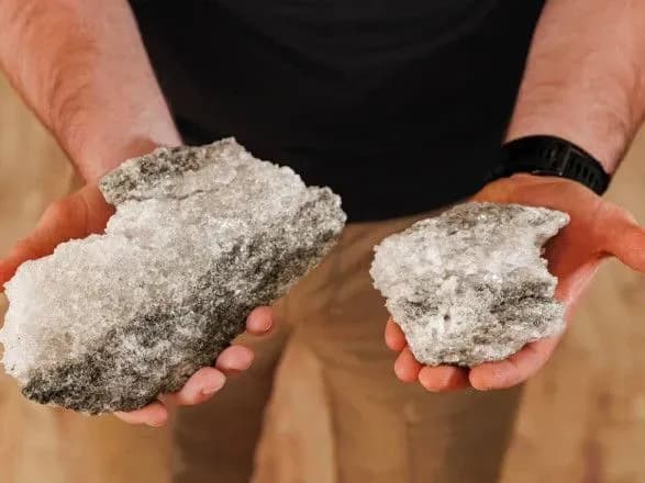 Технічна сіль для доріг взимку може почати надходити з Закарпаття до кінця року - ОВА