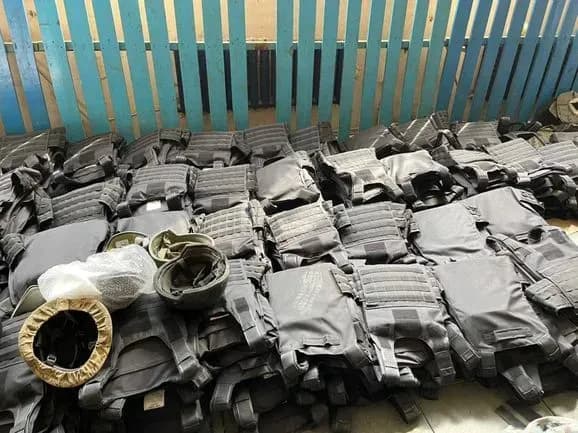 Судитимуть директора підприємства, який постачав неякісні бронежилети військовій частині