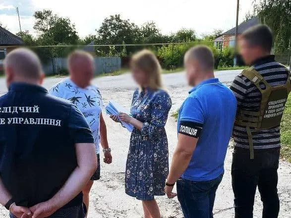 700 тис. гривень “бойових” за фіктивного солдата: на Харківщині підозрюють посадовців військкомату