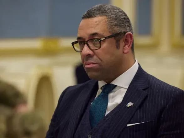 Глава МИД Великобритании призывает Китай помочь положить конец войне россии против Украины