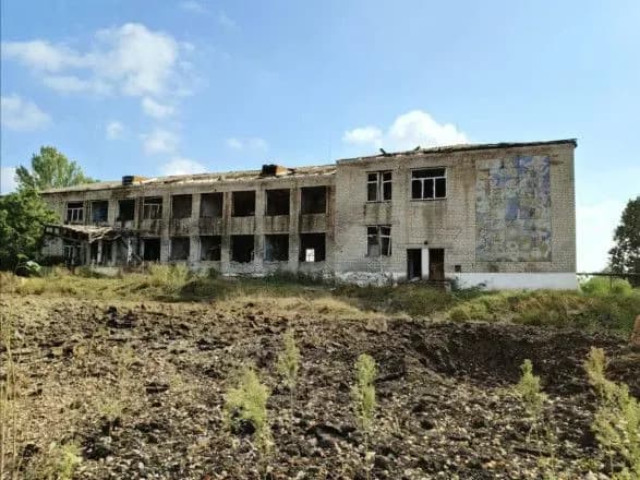 На Харківщині росіяни скинули керовану авіабомбу біля школи