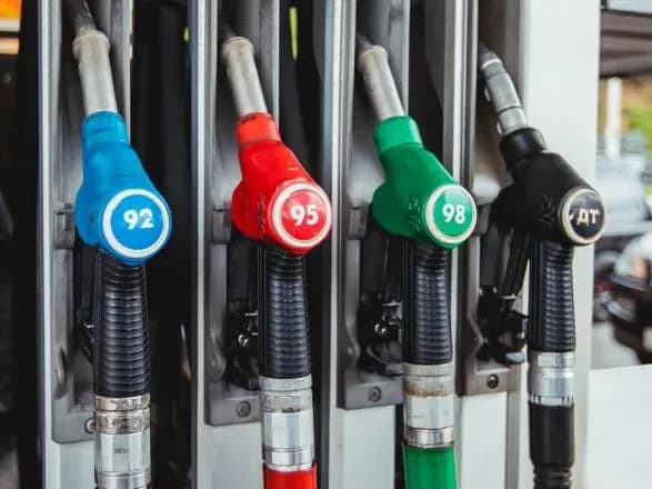 Через війну з Україною у рф почалася паливна криза - ЗМІ