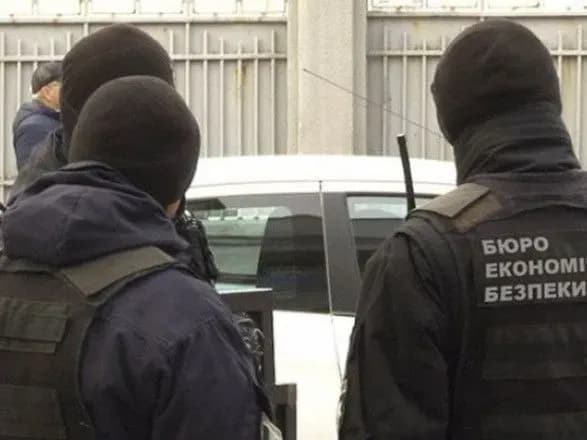 40 тисяч гривень щомісяця за лояльне ставлення під час перевірок: викрито корупційні схеми в лісогосподарському підприємстві