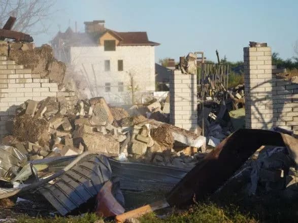 Ворожий удар по Сумах: троє людей поранено, є руйнування