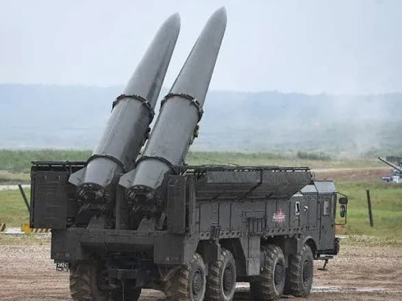 рф держит вдоль границы с Украиной около 50 пусковых установок "Искандер" - разведка