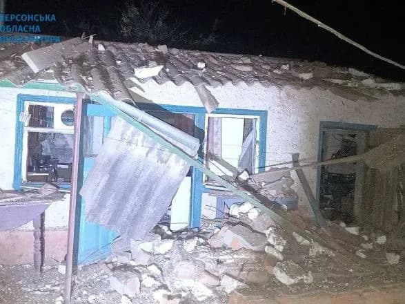 Ворожий обстріл Новодмитрівки на Херсонщині: постраждалий хлопчик у тяжкому стані