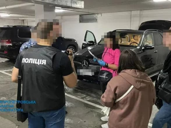 Заволоділи майже 1 млн грн під час ремонту школи: заступниці мера Дніпра та підряднику повідомили про підозру