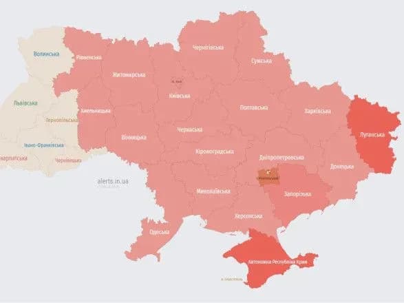 В Україні поширюється повітряна тривога через ракетну небезпеку