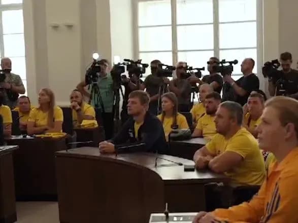 "Вы для всех пример сверхмощной воли": Зеленский обратился к украинским участникам "Игр непокоренных"