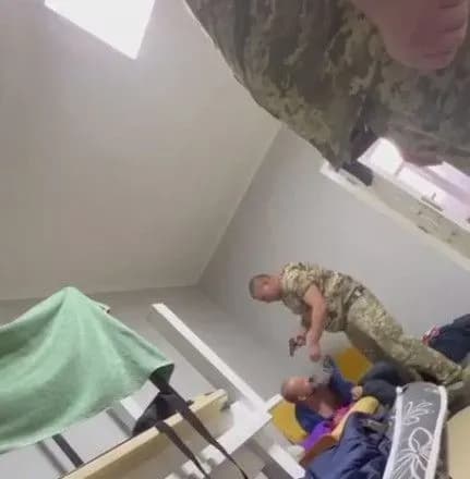 В ТЦК на Львівщині військові знущались з чоловіка, відкрите кримінальне провадження