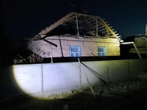 В Кривом Роге из-за ночного обстрела создали штаб ликвидации последствий, людям будут выдавать стройматериалы