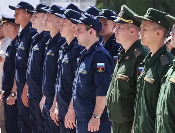 З початку повномасштабної війни проти України близько 3 500 російських чоловіків призовного віку попросили притулку в Німеччині