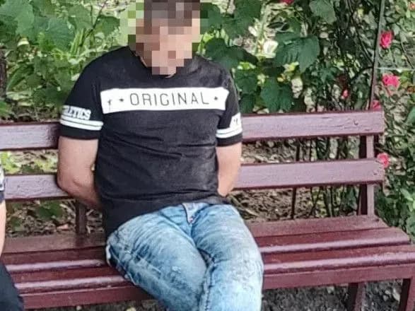 Вбивав та грабував: колишнього правоохоронця засудили до 13 років ув’язнення