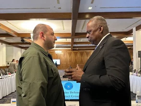 Остін пообіцяв Умєрову, що США продовжать підтримувати Україну